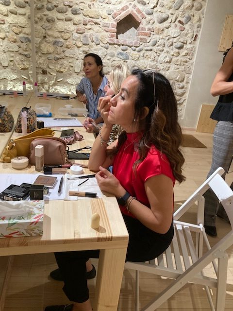 cliente che si trucca